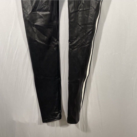 NWT Spanx [ Small ] Side‎ Stripe Faux Leather Leggings in Black/White - Picture 11 of 12
